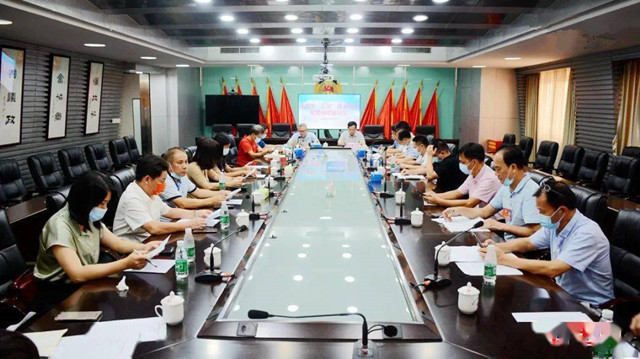 電白區(qū)政協(xié)委員調(diào)研圖書館、綜合檔案館和規(guī)劃展覽館設(shè)計建設(shè)情況