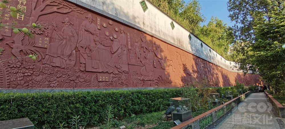 博物館建筑設(shè)計如何與周圍環(huán)境融合？
